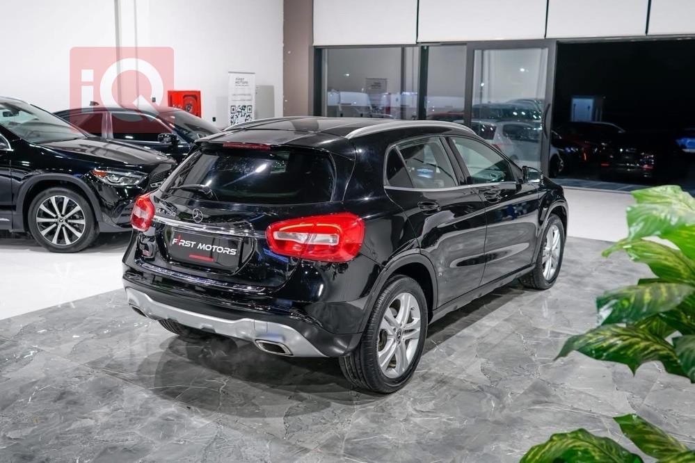 مرسيدس بنز GLA